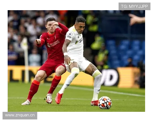 利兹联阵容深度分析：新赛季前关键球员与战术调整趋势分析