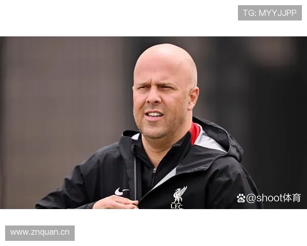 罗马主帅战术决策引发争议，球队近期表现波动与成绩压力逐步显现